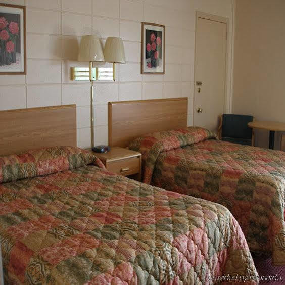 Scottish Inns Mcminnville Exteriör bild